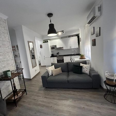 Elegante Apartamento Centro Historico De マラガ エクステリア 写真